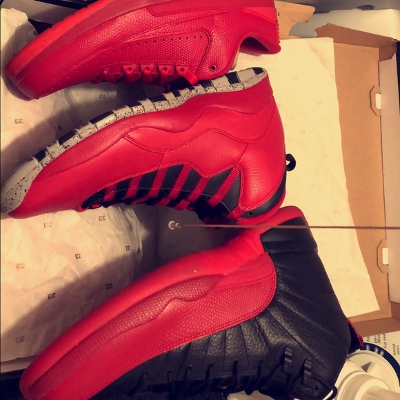 Dead stock Jordan retros. Never worn. - Picture 5 of 5